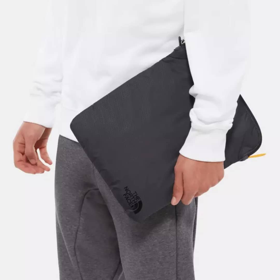 ÇANTË THE NORTH FACE FLYWEIGHT LAPTOP 13"